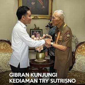 BERPOLOTIK YANG SANTUN